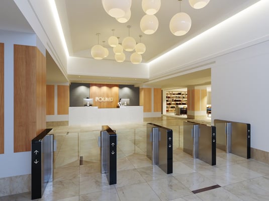 AIFS-Sprachreisen-USA-Unterkunft-Student-Residence-New-York-Midtown-East-Eingang-Lobby