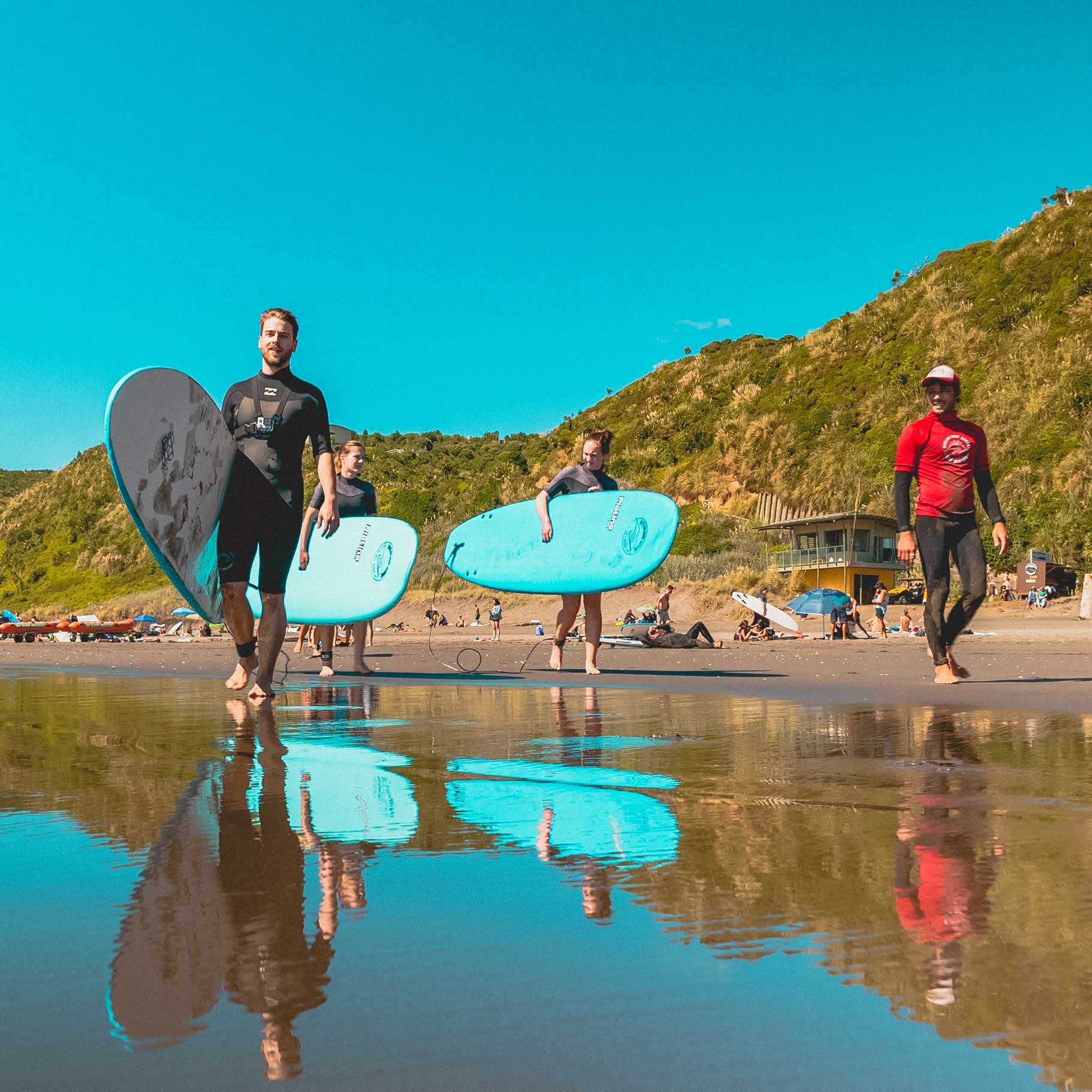 Surfcamps in Neuseeland mit AIFS