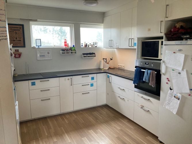 Küche in der Unterkunft beim Freiwilligenprojekt Eco-Village in Island mit AIFS