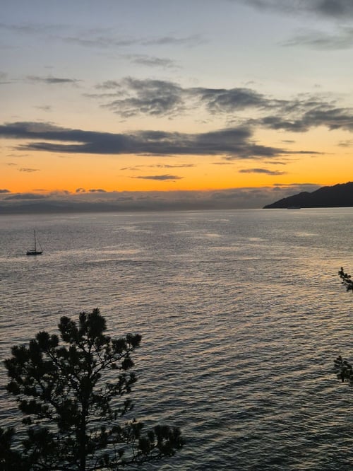 Sonnenuntergang über dem Ozean während des High School Aufenthaltes in Kanada mit AIFS