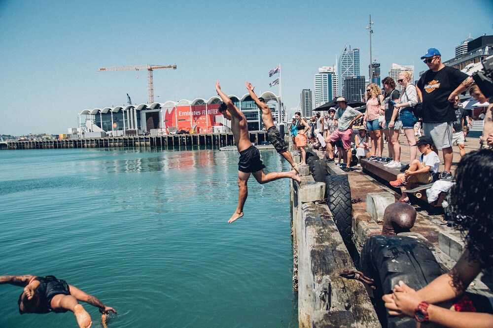 aifs-adventure-trips-neuseeland-auckland-viaduct-harbour
