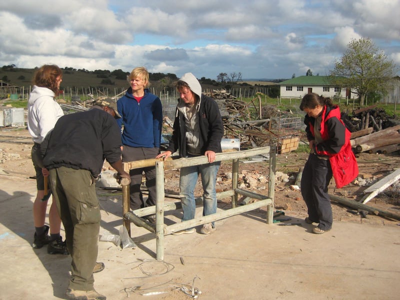 Construction im Freiwilligenprojekt in Südafrika