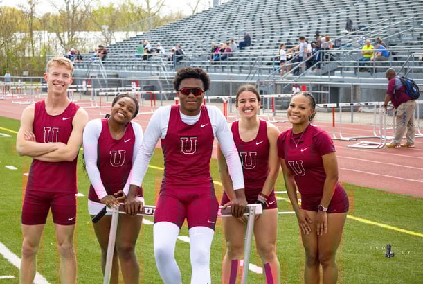 Lea mit ihrem Sportteam beim Schüleraustausch in den USA mit AIFS