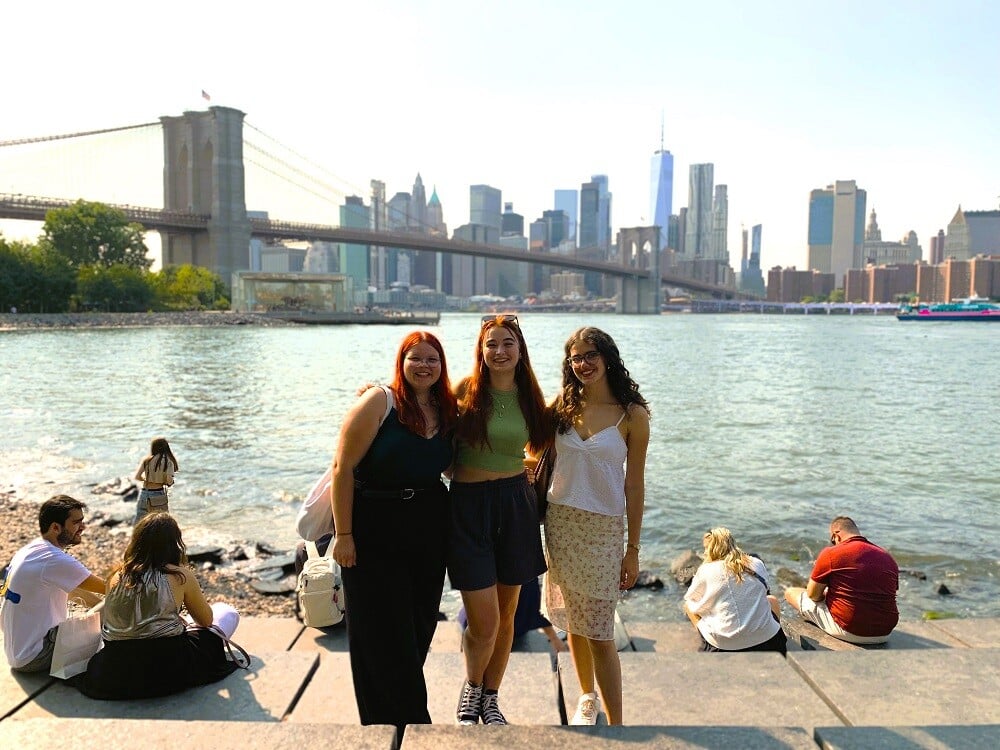 aifs-studieren-usa-ugc-marieb-brookdale-community-college-skyline-new-york-freunde