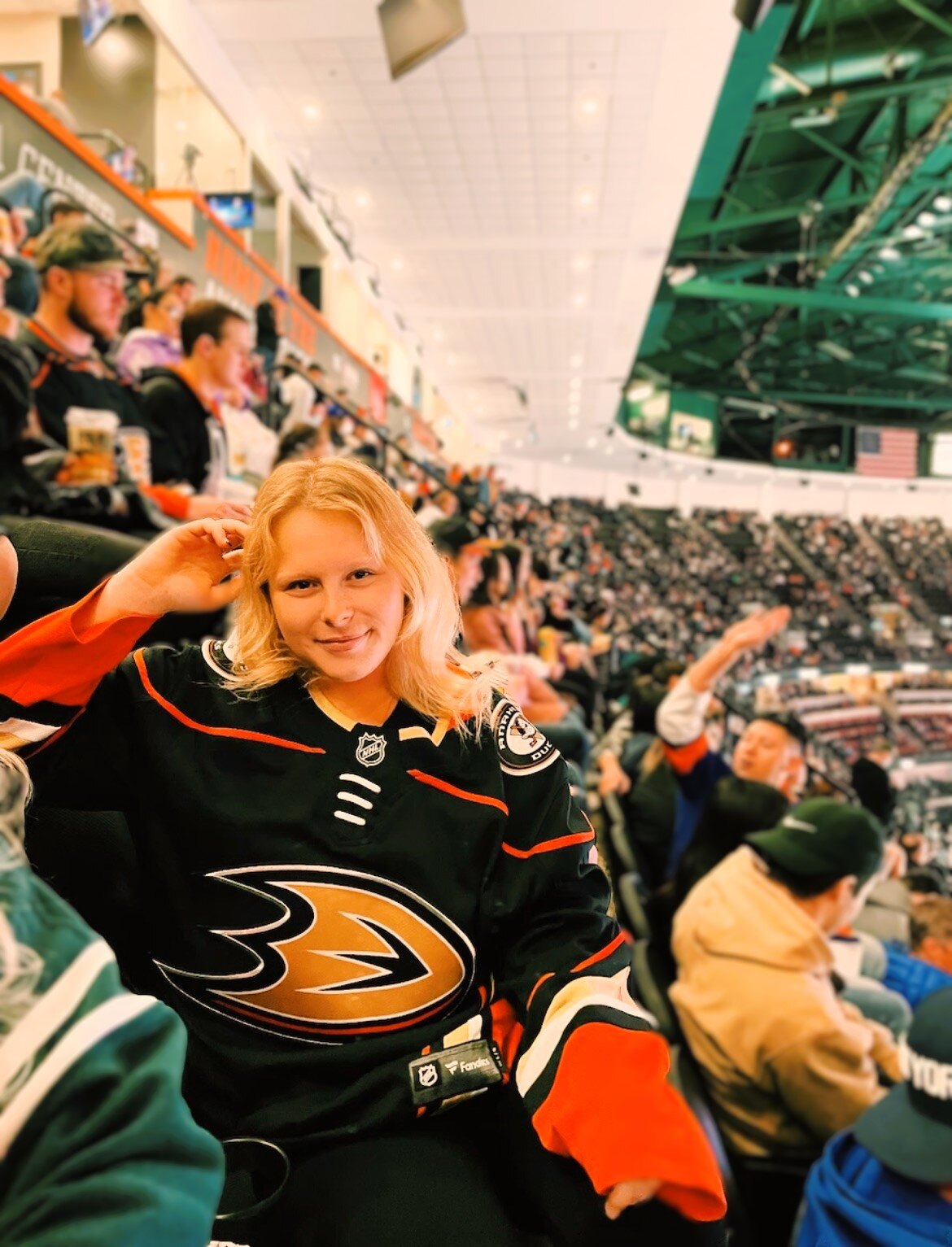 ugc-saifs-studieren-im-ausland-usa-Larissap-ice hockey-person