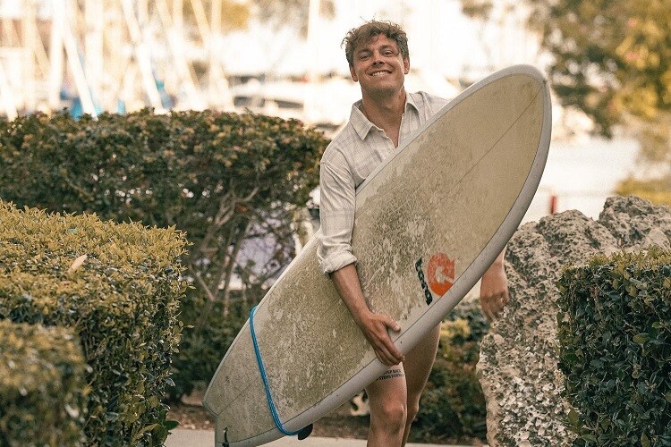 Surfcamps in den USA mit AIFS