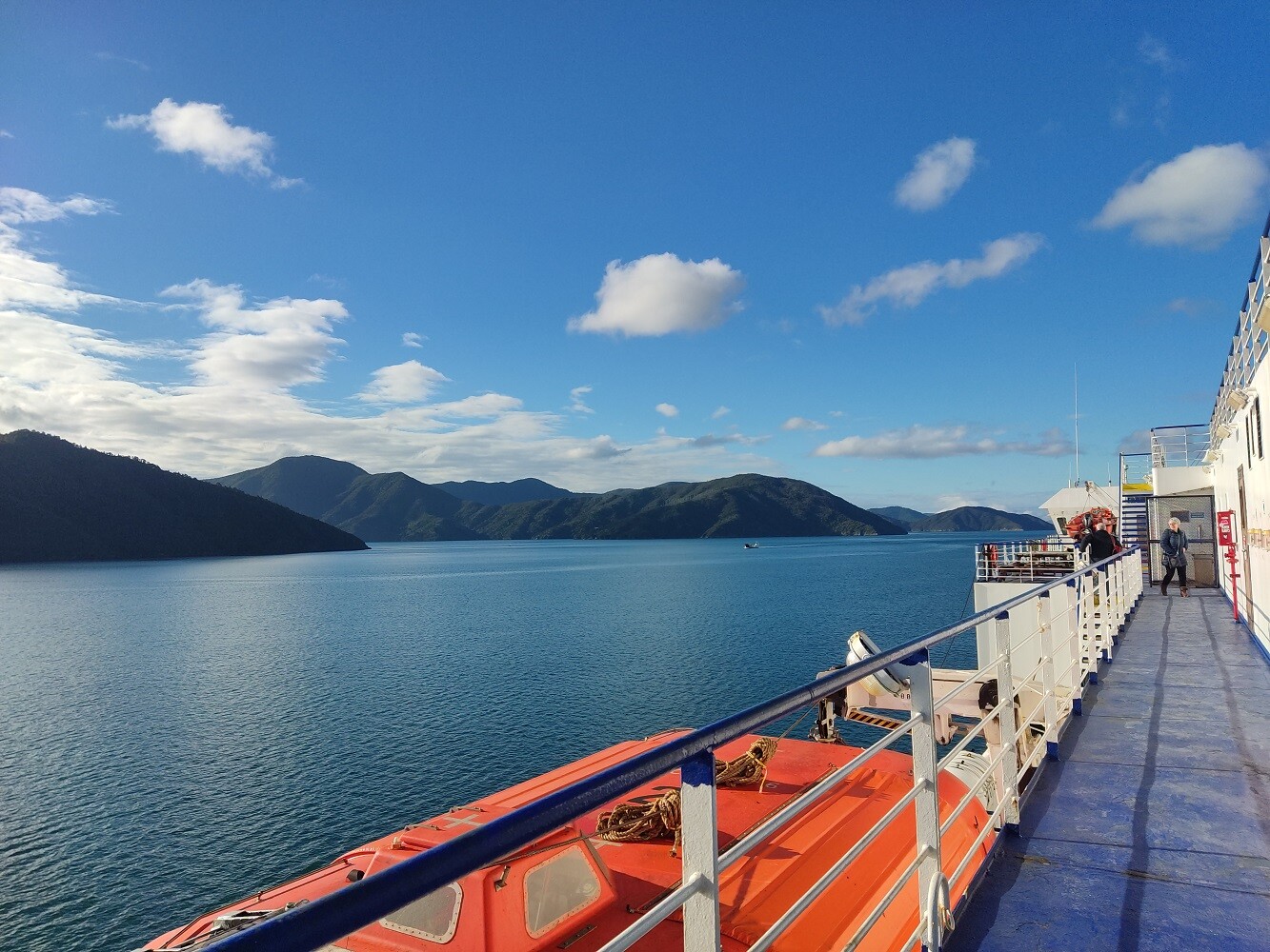 aifs-schueleraustausch-neuseeland-ugc-erfahrungen-amelie-boot