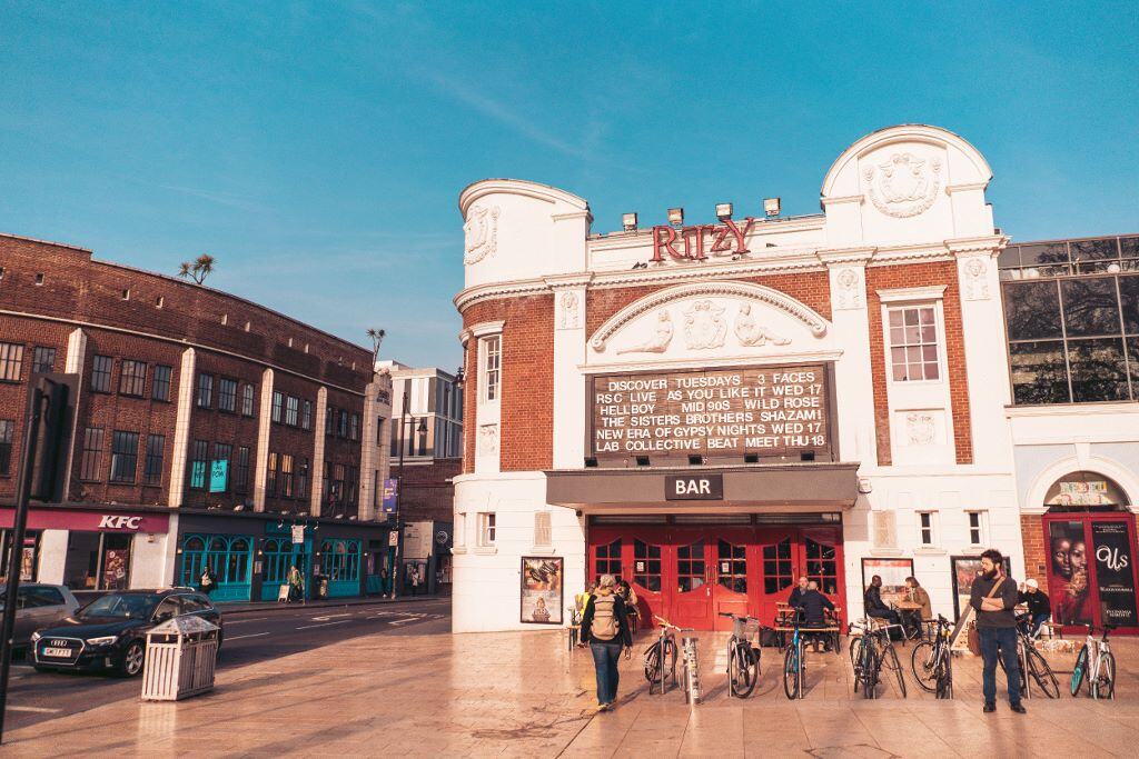 aifs-england-london-brixton-ritzy-cinema-cafe-quadratisch-1024x1024