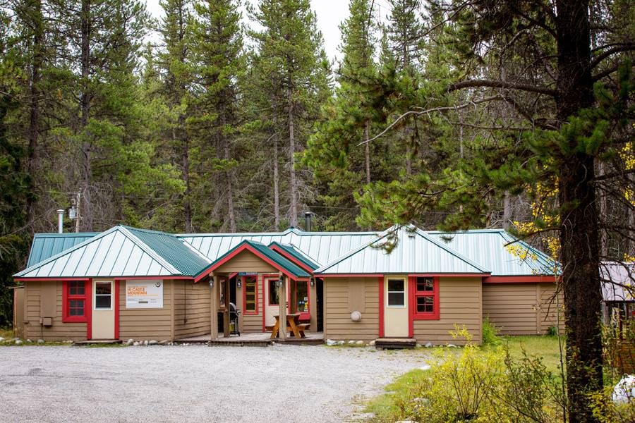 Deine Unterkunft im Hi Banff Castle Mountain Center mit AIFS Freiwilligenprojekten