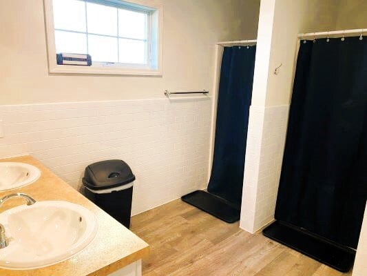 Badezimmer im Wohnheim an der Gilbert School beim Schüleraustausch