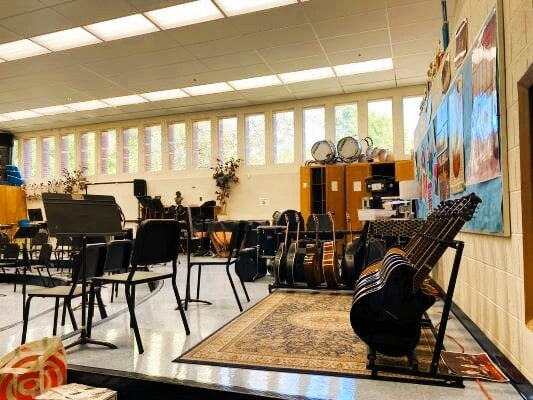 Musikraum an der Gilbert School beim Schüleraustausch