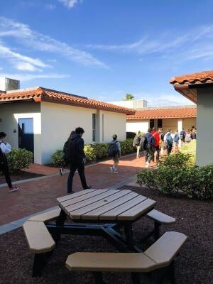 aifs-schüleraustausch-usa-st.edwards-school-vero-beach-außenanlage
