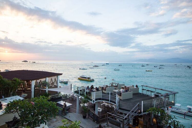 Unterkunft in Nusa Lembongan mit AIFS