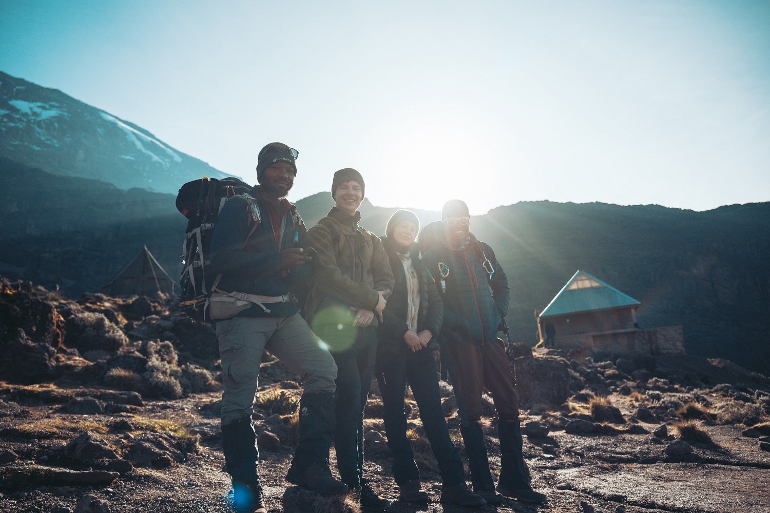 AIFS Adventure Trips Personen Wandern Kilimanjaro