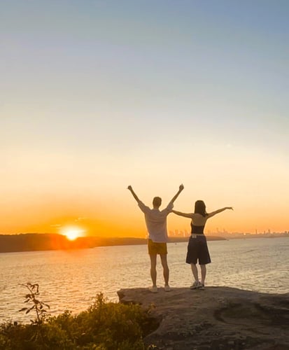 ugc-work and travel-Josephine-seehof-personen-wasser