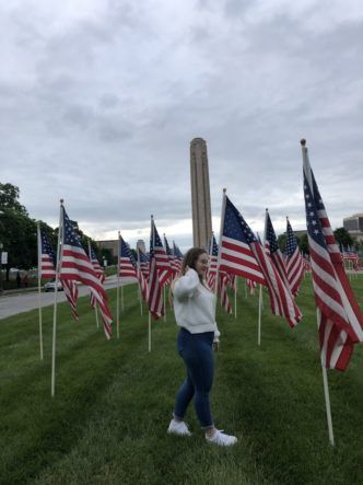 aifs-au-pair-usa-ugc-Mariel-Sophie-flaggen
